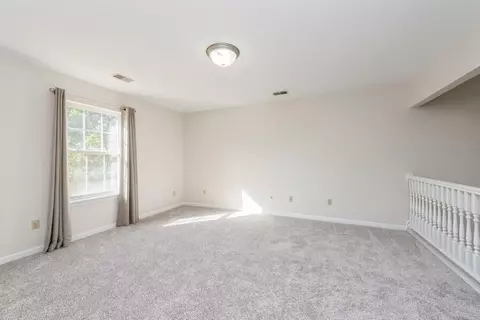 207 Fieldstone Dr, Porter, IN 46304 photo 6