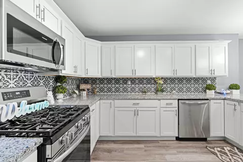 Kitchen - 4106 W 15th Ave, Gary, IN 46404 photo 2 of 3