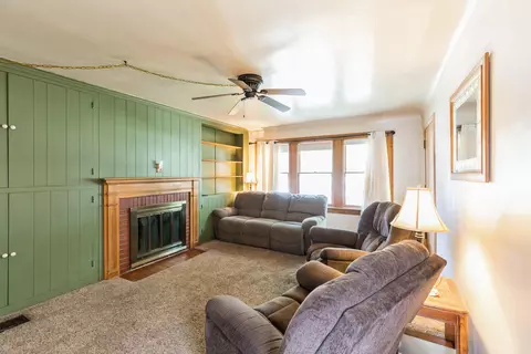 1527 Warwick Ave, Whiting, IN 46394 photo 3