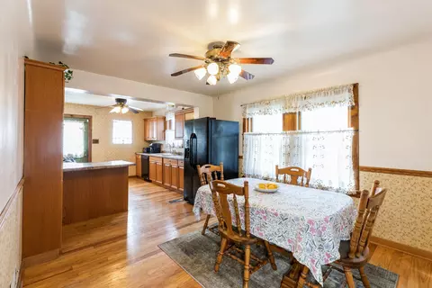 1527 Warwick Ave, Whiting, IN 46394 photo 7