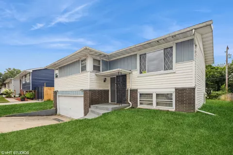 1338 Hanley St, Gary, IN 46406 photo 2