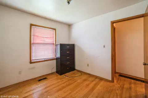 1338 Hanley St, Gary, IN 46406 photo 9