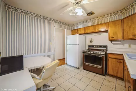 1338 Hanley St, Gary, IN 46406 photo 6