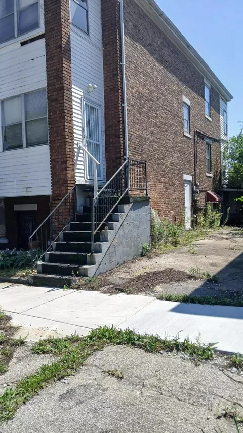 1621 W 12th Ave, Gary, IN 46404 photo 3
