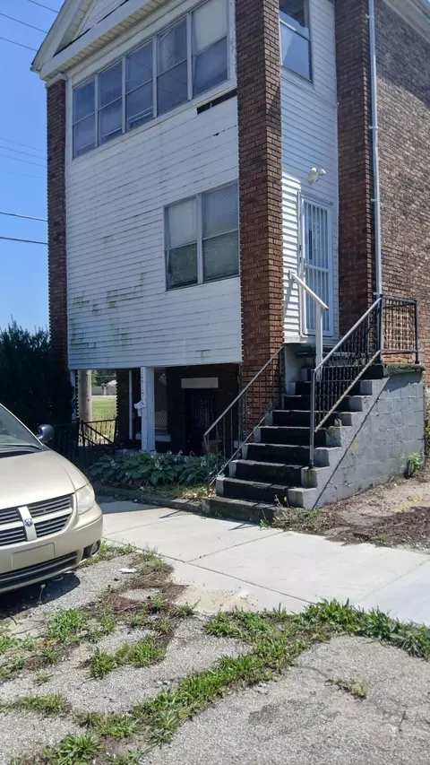 1621 W 12th Ave, Gary, IN 46404 photo 2