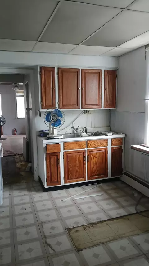 1621 W 12th Ave, Gary, IN 46404 photo 11