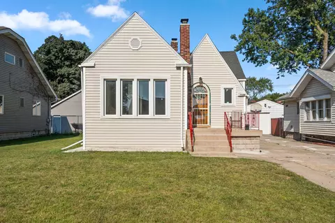 7146 Monroe Ave, Hammond, IN 46324