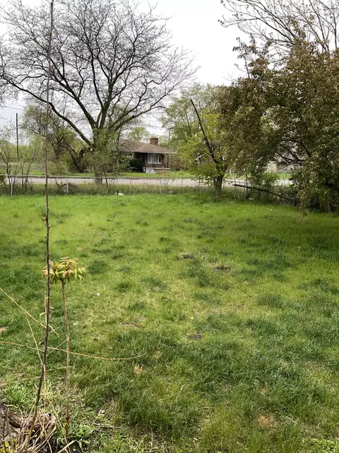 Exterior - 409 W 20th Pl, Gary, IN 46407 photo 2 of 2
