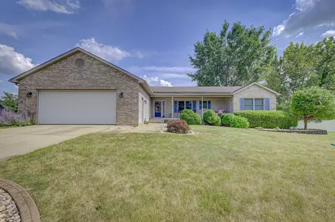 857 Mirmar Dr, Valparaiso, IN 46385