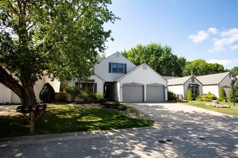 1267 Vanderburgh St, Valparaiso, IN 46385
