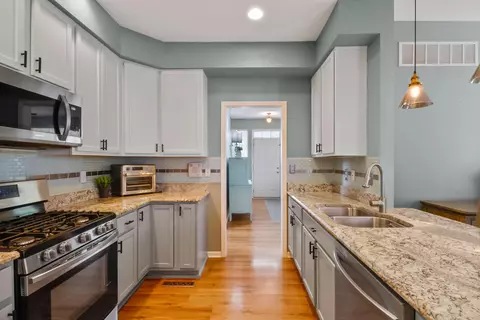 321 Sherman Ave, Burns Harbor, IN 46304 photo 9