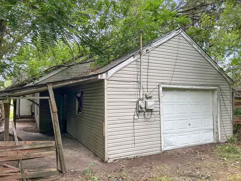 4937 Delaware St, Gary, IN 46409 photo 7
