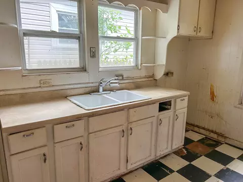 4937 Delaware St, Gary, IN 46409 photo 13