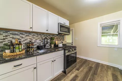 Kitchen - 1431 E 36th Ave, Gary, IN 46409 photo 3 of 18