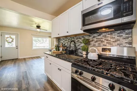 Kitchen - 1431 E 36th Ave, Gary, IN 46409 photo 14 of 18