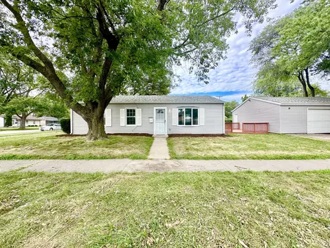 6651 Rhode Island Ave, Hammond, IN 46323