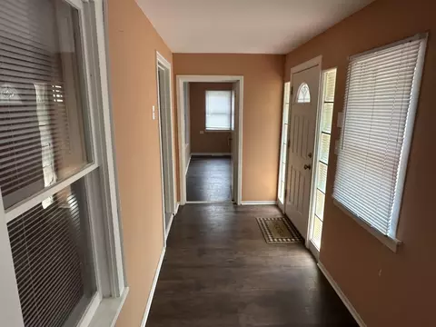 Entry Way - 1537 Roosevelt St, Gary, IN 46404 photo 4 of 5