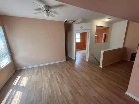 Living - 1537 Roosevelt St, Gary, IN 46404 photo 2 of 6