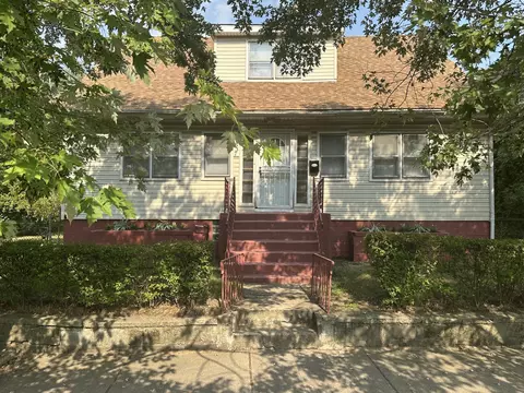 Exterior - 1537 Roosevelt St, Gary, IN 46404 photo 1 of 5
