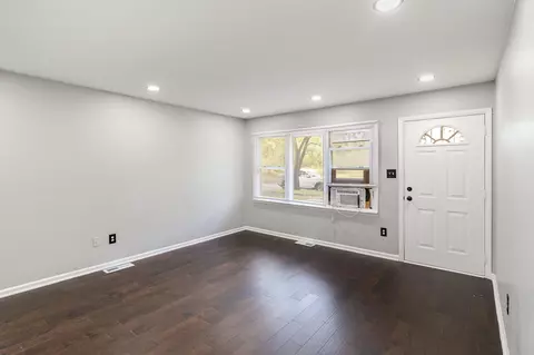 769 Hamlin St, Gary, IN 46406 photo 5