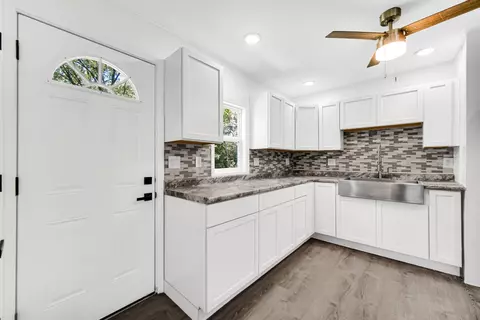4301 Johnson St, Gary, IN 46408 photo 8