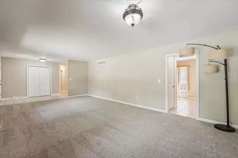 Living - 9518 Marigold Ln, Munster, IN 46321 photo 2 of 5