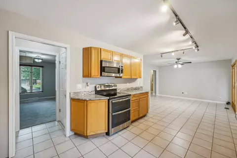 Kitchen - 9518 Marigold Ln, Munster, IN 46321 photo 1 of 2