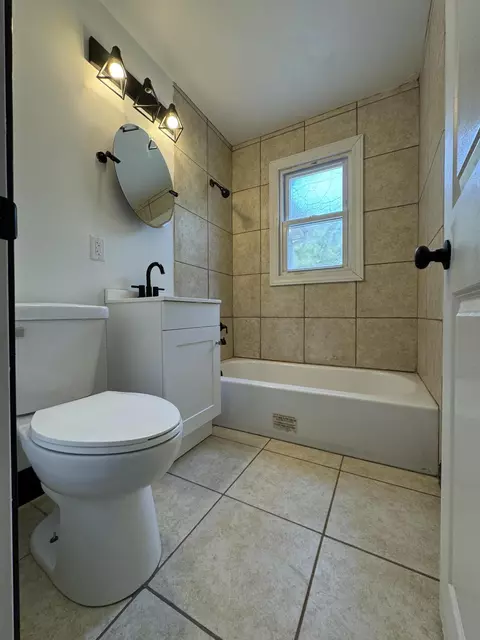 550 Tompkins St, Gary, IN 46406 photo 15