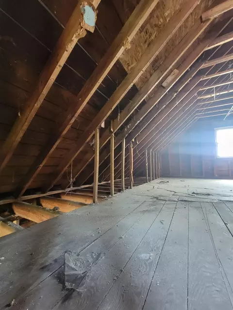 1132 Hanley St, Gary, IN 46406 photo 6
