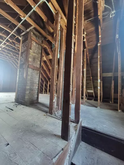 1132 Hanley St, Gary, IN 46406 photo 5