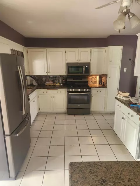 8743 Monroe Ave, Munster, IN 46321 photo 4