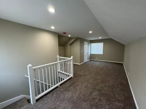 556 Taft Pl, Gary, IN 46404 photo 9