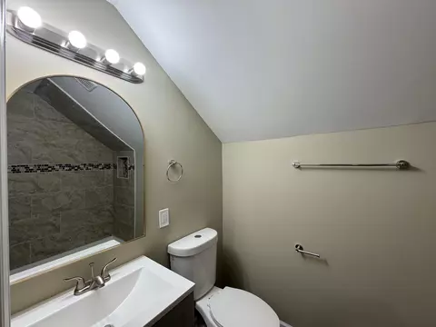 556 Taft Pl, Gary, IN 46404 photo 10