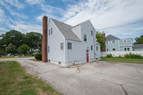 607 N Broad St, Griffith, IN 46319 photo 25