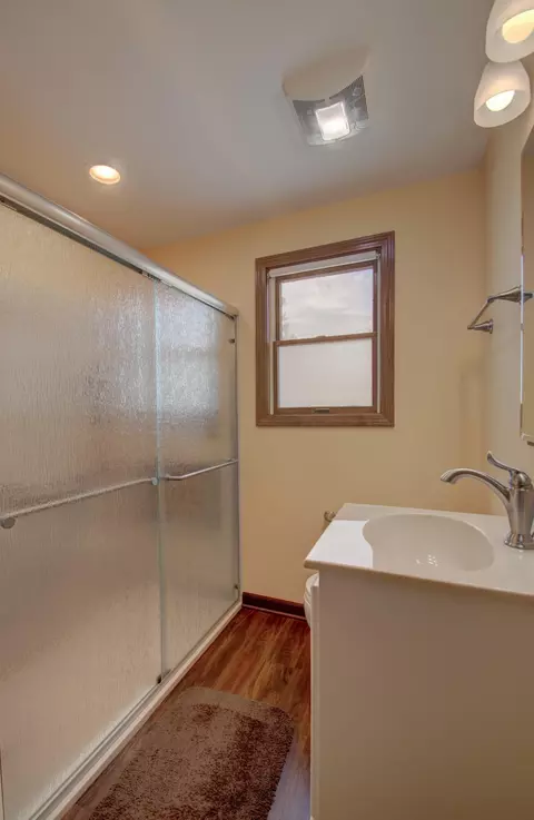 607 N Broad St, Griffith, IN 46319 photo 22