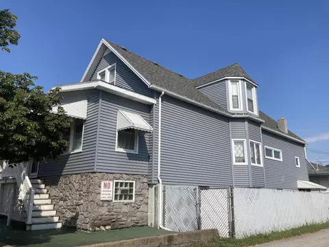 1005 119th St, Whiting, IN 46394 photo 3