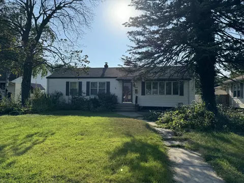 8942 Branton Ave, Highland, IN 46322