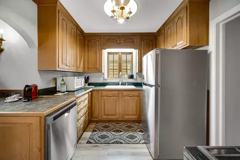 1513 Warwick Ave, Whiting, IN 46394 photo 9