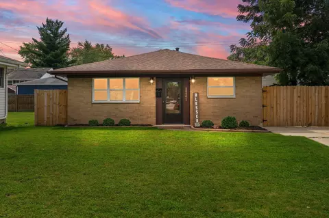 3044 Lois Pl, Highland, IN 46322