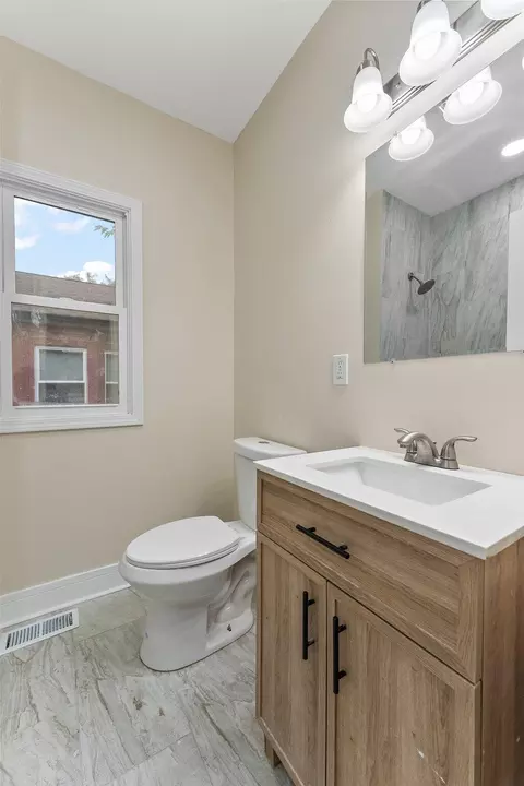 415 Fillmore St, Gary, IN 46402 photo 12