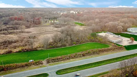 300 W Joliet Rd, Valparaiso, IN 46385 photo 4