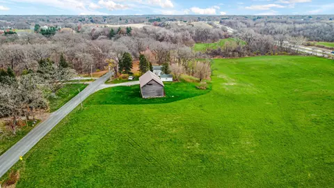 300 W Joliet Rd, Valparaiso, IN 46385 photo 12