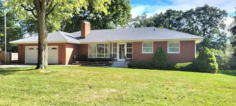 9225 Kardel Dr, Saint John, IN 46373