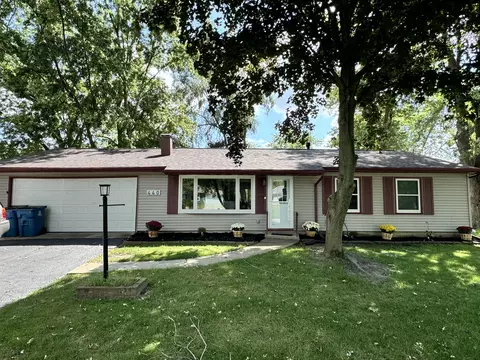 440 Nantucket Rd, Valparaiso, IN 46385