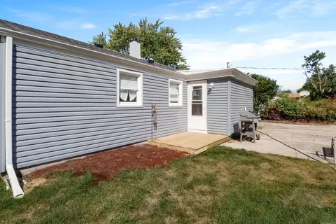 819 N Indiana St, Griffith, IN 46319 photo 3