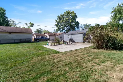 819 N Indiana St, Griffith, IN 46319 photo 17