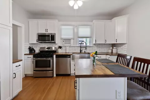 1533 W Fred St, Whiting, IN 46394 photo 8