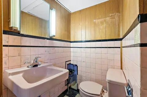 2908 W 19th Ave, Gary, IN 46404 photo 16