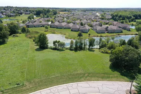 2965 Spring Rain Ct, Valparaiso, IN 46385 photo 6