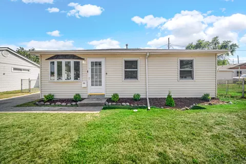 3424 164th St, Hammond, IN 46323